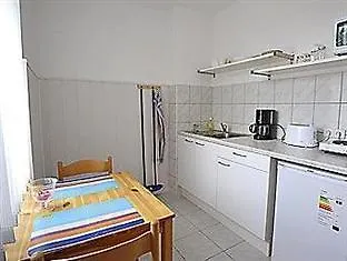 Apartments Kolo 77 Berlino Hotel